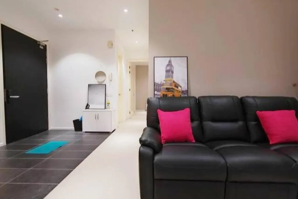Mont Kiara Cozy 2 #2Bedroom With Balcony #Arcoris Kuala Lumpur 0*,